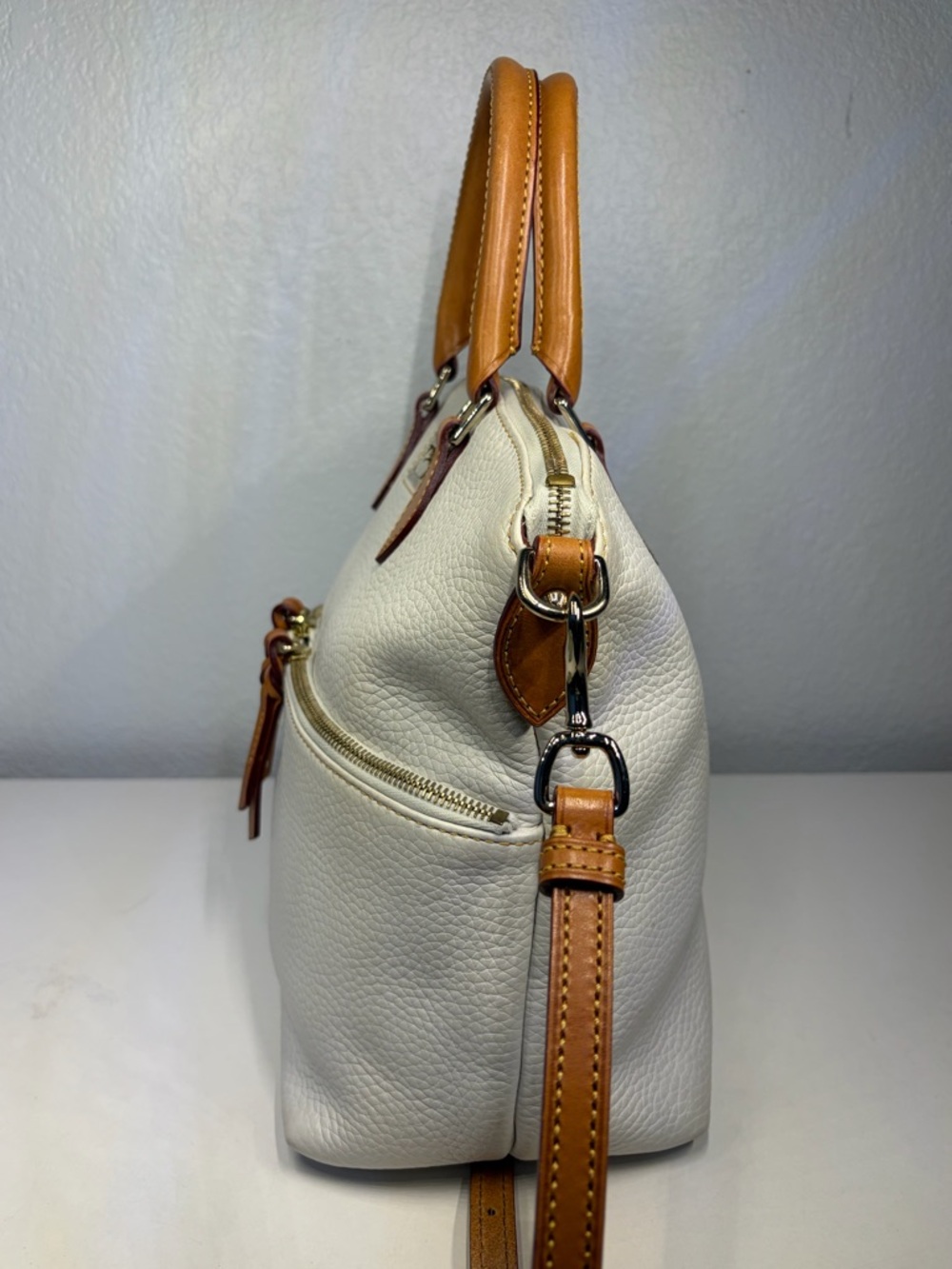 Dooney & Bourke White and Tan Leather Satchel Shoulder/ CrossBody - Picture 7 of 14